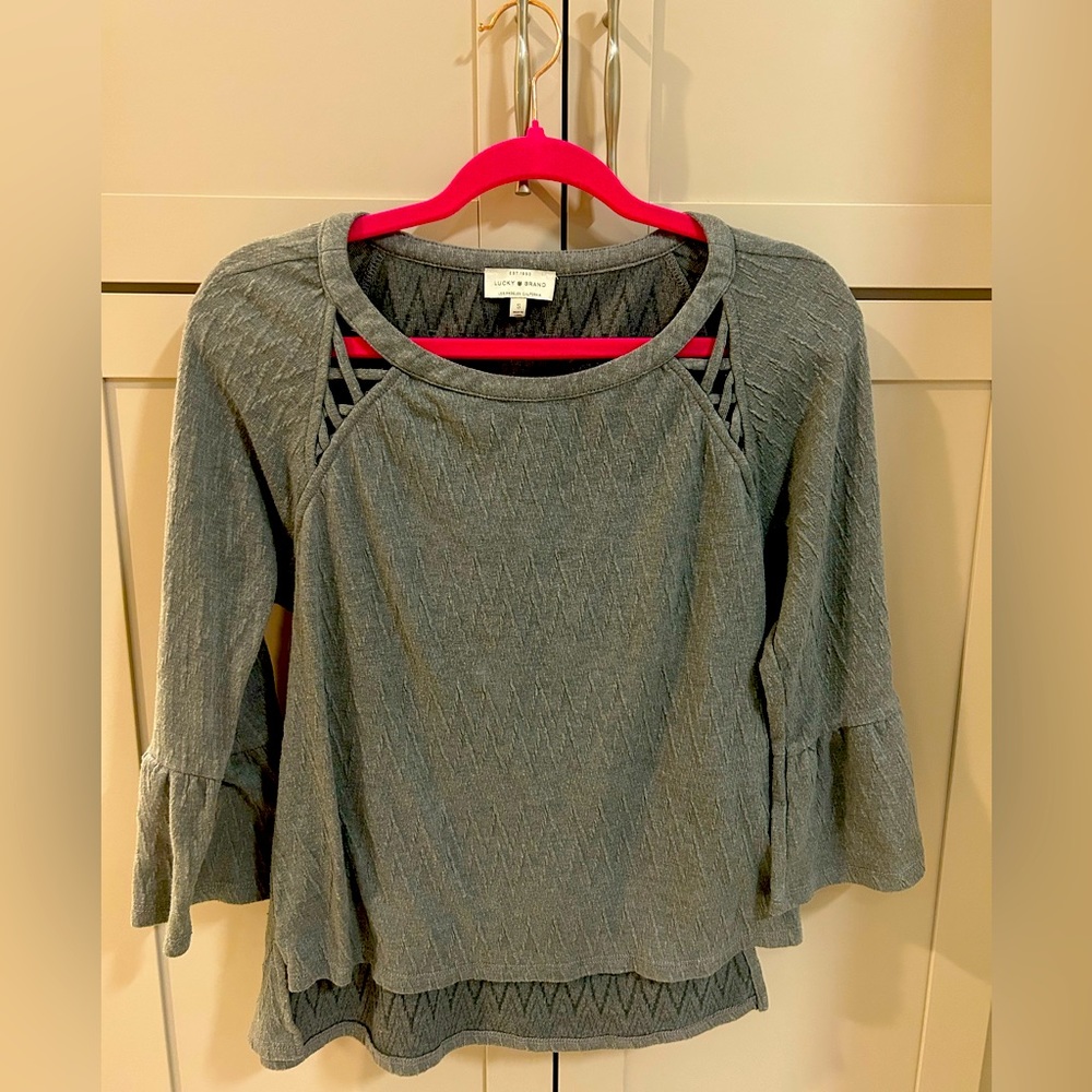Lucky 🍀 Brand gray long sleeve flare shirt